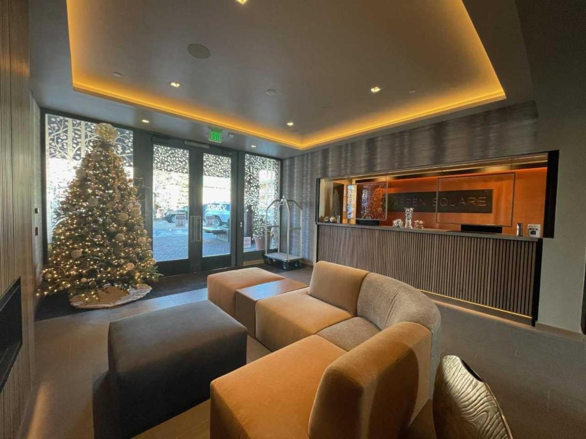 Aspen Square Condominium Hotel Bagian luar foto