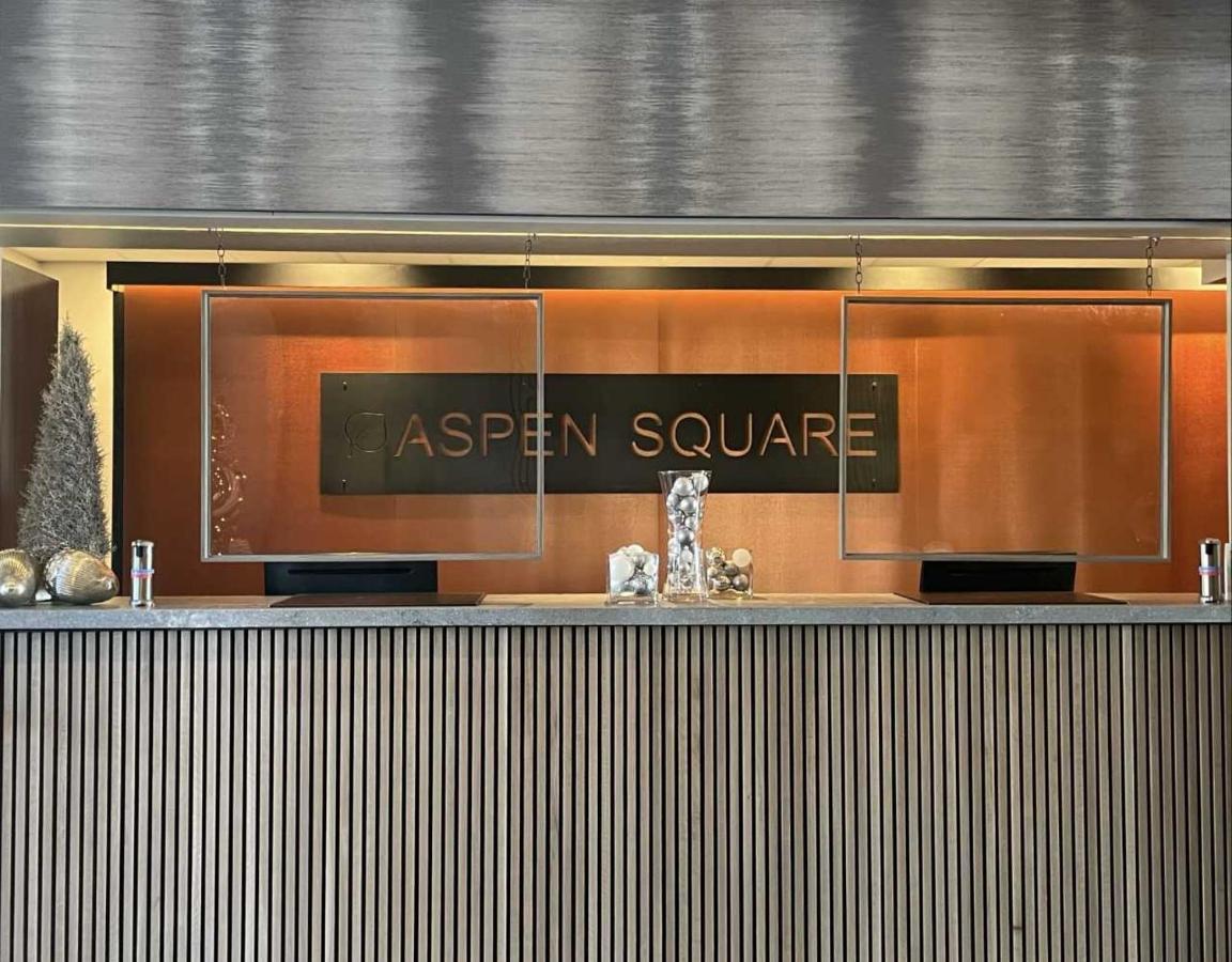 Aspen Square Condominium Hotel Bagian luar foto