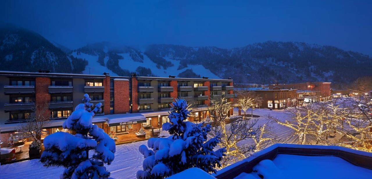 Aspen Square Condominium Hotel Bagian luar foto